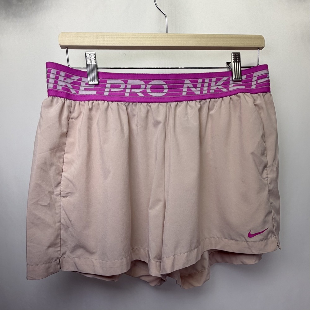 Nike Pro Dri-Fit Peach Shorts Womens Size Large